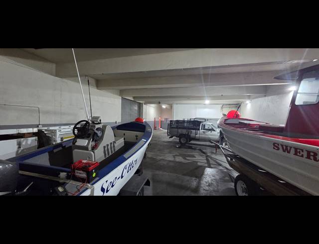 318M² WAREHOUSE TO LET IN WELLINGTON CENTRAL